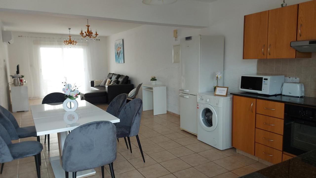 Nissi Golden Sands Sea View 2 Bedroom Appartement